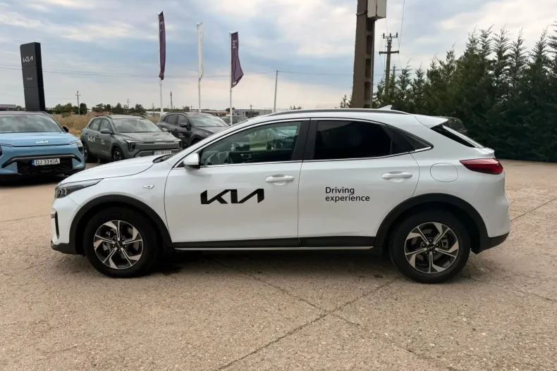 Kia XCeed din 2025 cu 2.300 km - oferta KIA246808 - foto 5