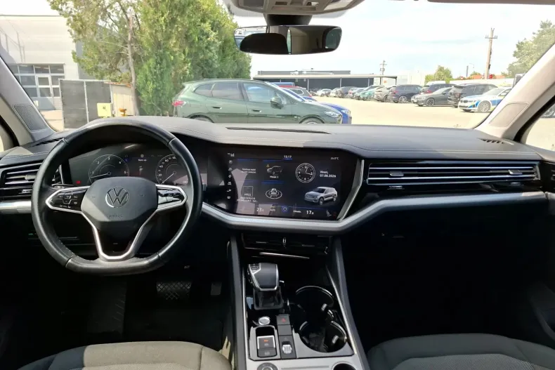 Volkswagen Touareg din 2021 cu 75.150 km - oferta VOL246815 - foto 10