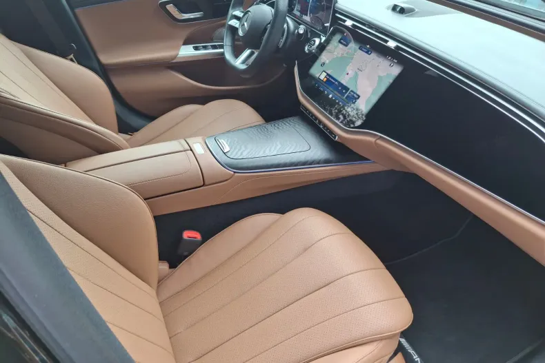Mercedes-Benz E din 2025 cu 31.740 km - oferta MER246816 - foto 11