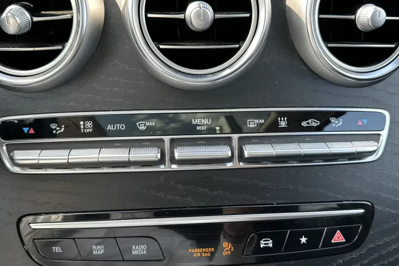 Mercedes-Benz GLC din 2021 cu 146.600 km - oferta MER246834 - foto 17