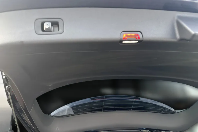 Mercedes-Benz GLC din 2023 cu 90.002 km - oferta MER246838 - foto 17