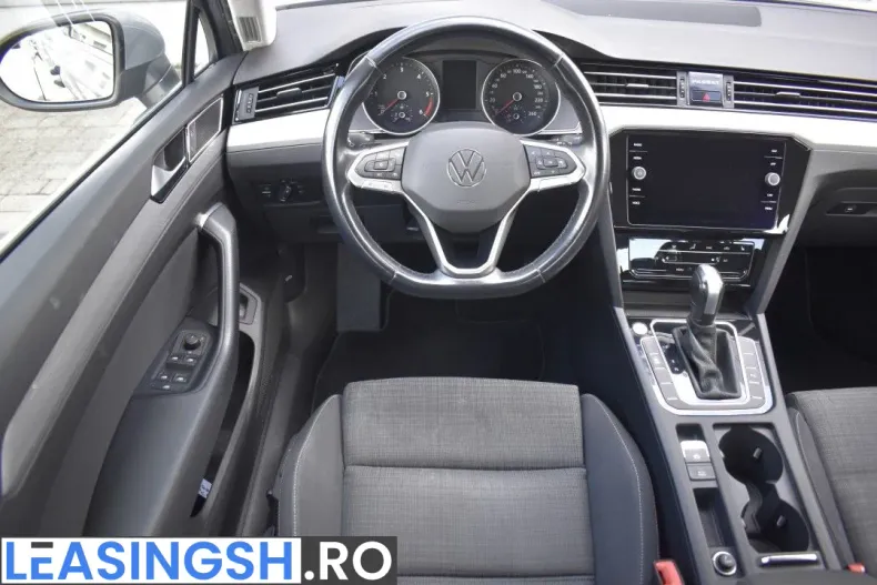 Volkswagen Passat din 2022 cu 50.133 km - oferta VOL246840 - foto 10