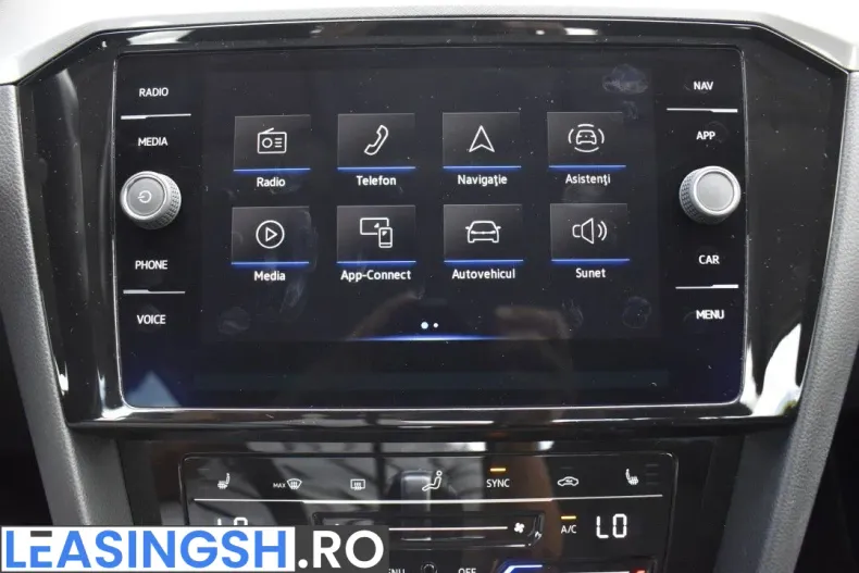 Volkswagen Passat din 2022 cu 50.133 km - oferta VOL246840 - foto 32