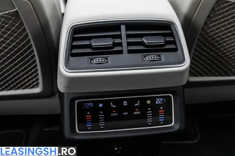 Audi Q8 din 2024 cu 44.871 km - oferta AUD246842 - foto 13