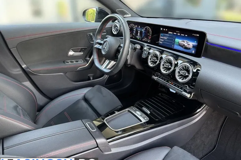 Mercedes-Benz CLA 250 (Clasa CLA) din 2025 cu 8.900 km - oferta MER246846 - foto 11