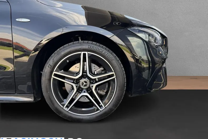 Mercedes-Benz CLA 250 (Clasa CLA) din 2025 cu 8.900 km - oferta MER246846 - foto 14