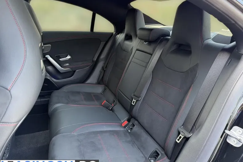 Mercedes-Benz CLA 250 (Clasa CLA) din 2025 cu 8.900 km - oferta MER246846 - foto 18