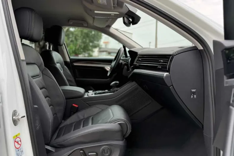 Volkswagen Touareg din 2022 cu 133.000 km - oferta VOL246849 - foto 21
