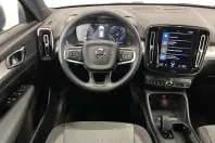Volvo XC40 din 2021 cu 52.619 km - oferta VOL246851 - foto 6
