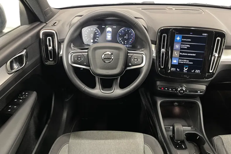 Volvo XC40 din 2021 cu 52.619 km - oferta VOL246851 - foto 6