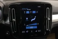 Volvo XC40 din 2021 cu 52.619 km - oferta VOL246851 - foto 20