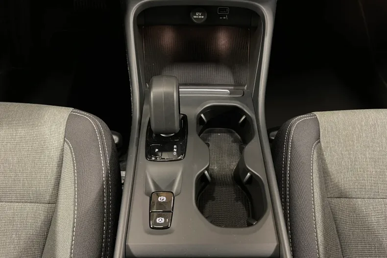 Volvo XC40 din 2021 cu 52.619 km - oferta VOL246851 - foto 22