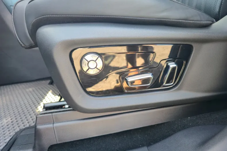 Forthing V9 din 2025 cu 24.753 km - oferta FOR246852 - foto 24