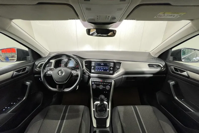Volkswagen T-Roc din 2021 cu 82.968 km - oferta VOL246854 - foto 7