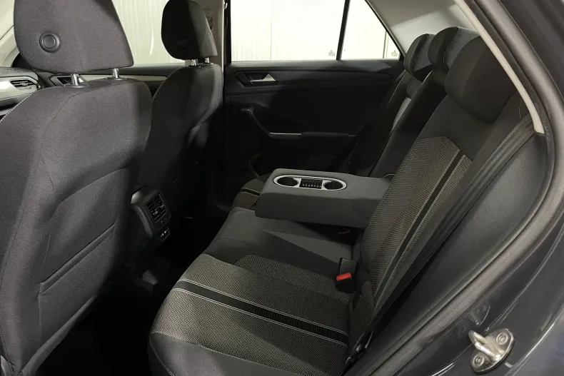 Volkswagen T-Roc din 2021 cu 82.968 km - oferta VOL246854 - foto 11