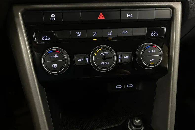 Volkswagen T-Roc din 2021 cu 82.968 km - oferta VOL246854 - foto 20