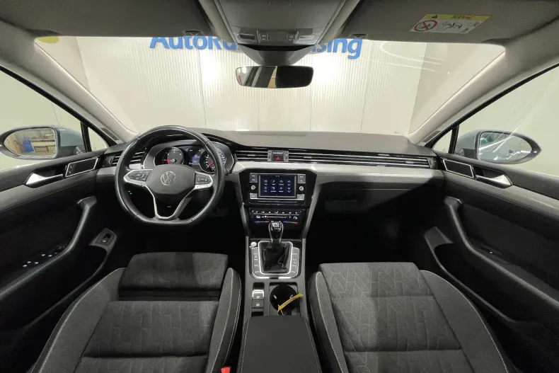 Volkswagen Passat din 2022 cu 82.300 km - oferta VOL246855 - foto 7