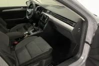 Volkswagen Passat din 2022 cu 82.300 km - oferta VOL246855 - foto 9