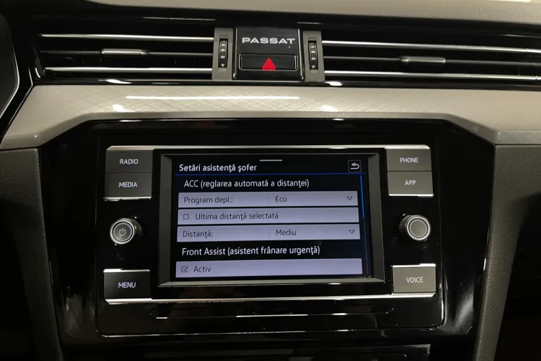 Volkswagen Passat din 2022 cu 82.300 km - oferta VOL246855 - foto 16