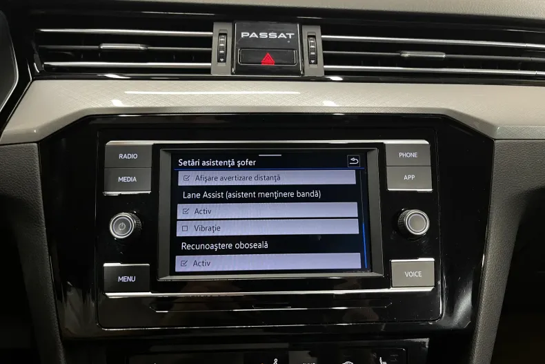 Volkswagen Passat din 2022 cu 82.300 km - oferta VOL246855 - foto 17