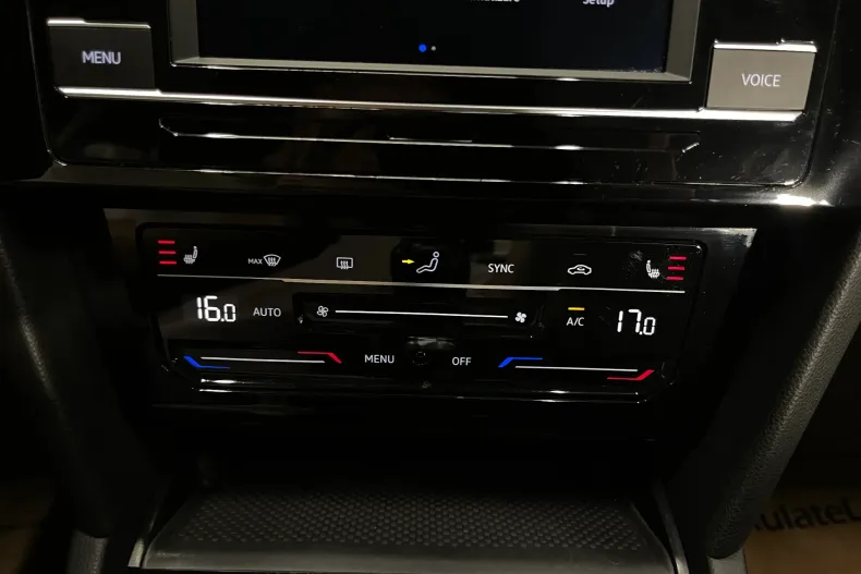 Volkswagen Passat din 2022 cu 82.300 km - oferta VOL246855 - foto 19