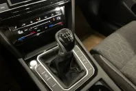 Volkswagen Passat din 2022 cu 82.300 km - oferta VOL246855 - foto 24