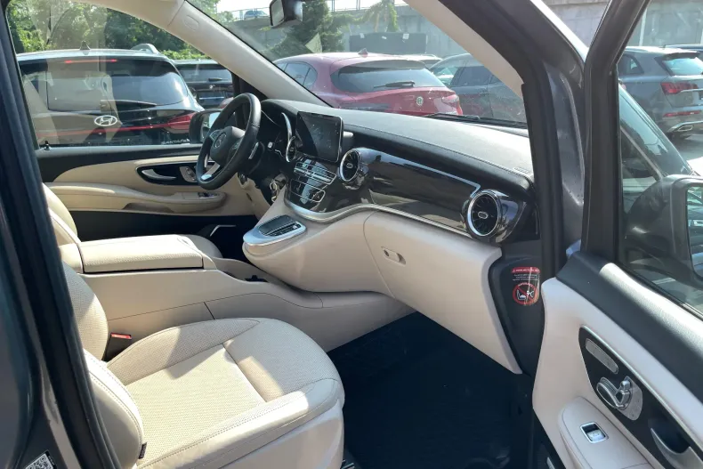Mercedes-Benz V din 2021 cu 46.031 km - oferta MER246856 - foto 9