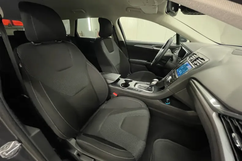 Ford Mondeo din 2022 cu 120.221 km - oferta FOR246857 - foto 10