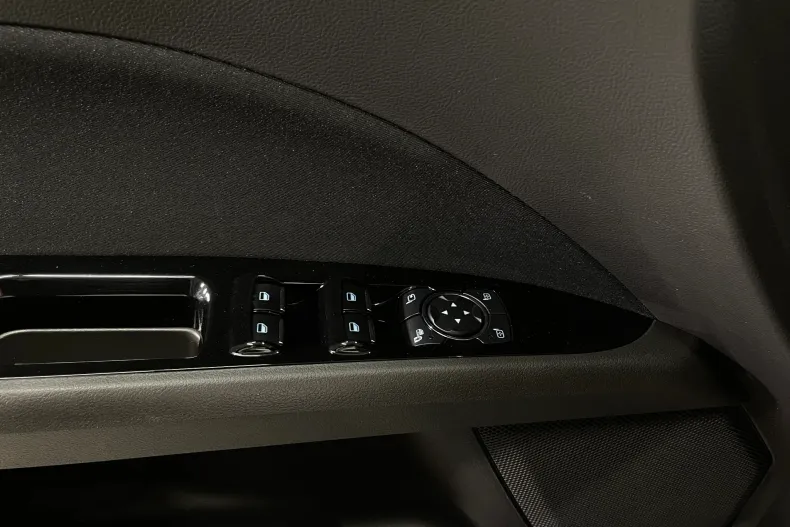 Ford Mondeo din 2022 cu 120.221 km - oferta FOR246857 - foto 22