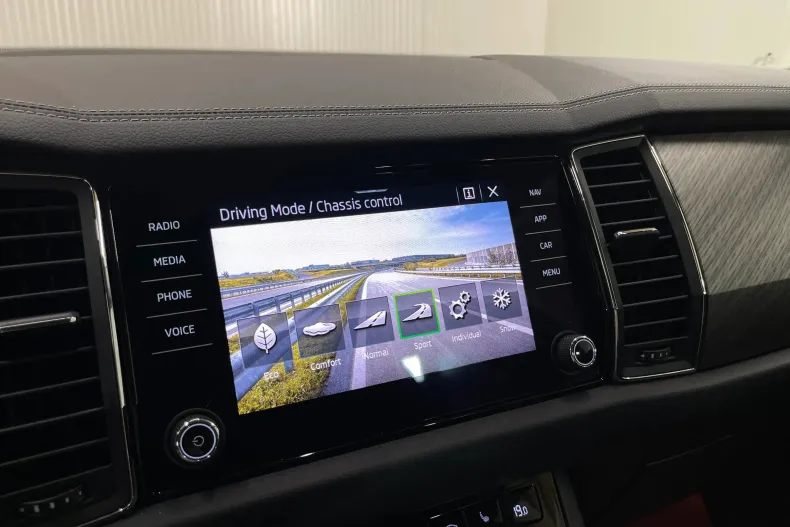 Skoda Kodiaq din 2022 cu 80.156 km - oferta SKO246858 - foto 14