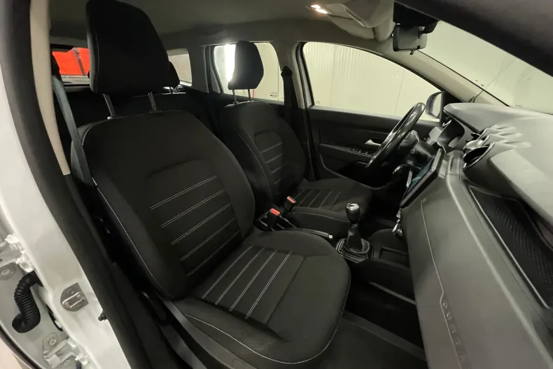 Dacia Duster din 2023 cu 107.837 km - oferta DAC246859 - foto 10