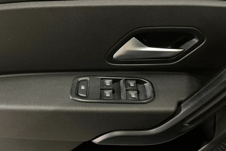 Dacia Duster din 2023 cu 107.837 km - oferta DAC246859 - foto 17