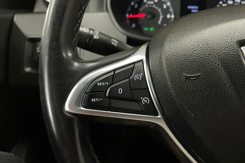 Dacia Duster din 2023 cu 107.837 km - oferta DAC246859 - foto 19