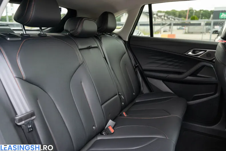 MG HS din 2025 cu 22.408 km - oferta MG0246871 - foto 8