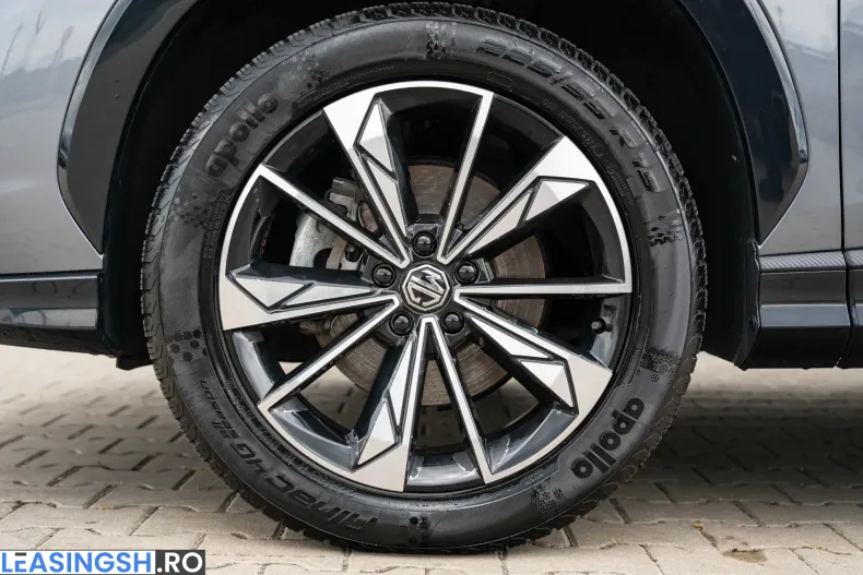 MG HS din 2025 cu 22.408 km - oferta MG0246871 - foto 12