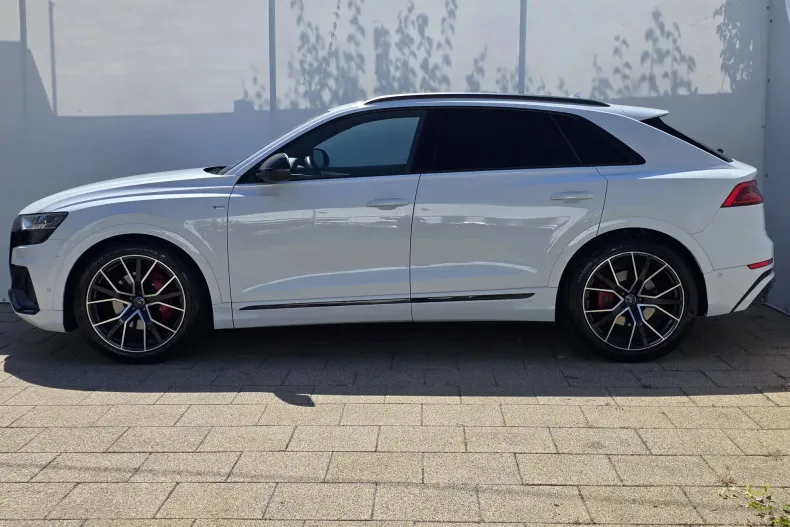 Audi Q8 din 2020 cu 123.500 km - oferta AUD246874 - foto 3