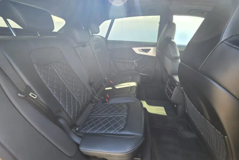 Audi Q8 din 2020 cu 123.500 km - oferta AUD246874 - foto 18
