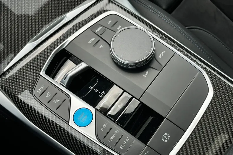 BMW i4 (Seria 4) din 2023 cu 30.665 km - oferta BMW246878 - foto 24