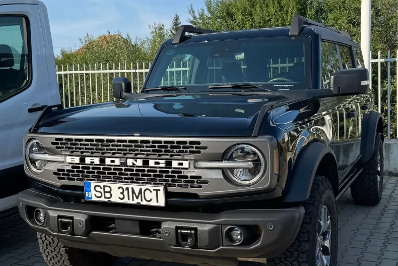 Ford Bronco din 2024 cu 1.400 km - oferta FOR246880 - foto 1