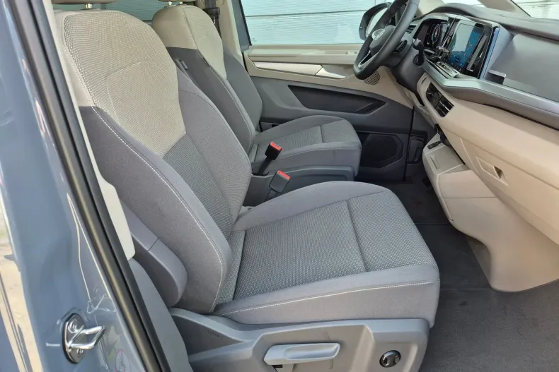 Volkswagen Multivan din 2026 cu 1.000 km - oferta VOL246887 - foto 6