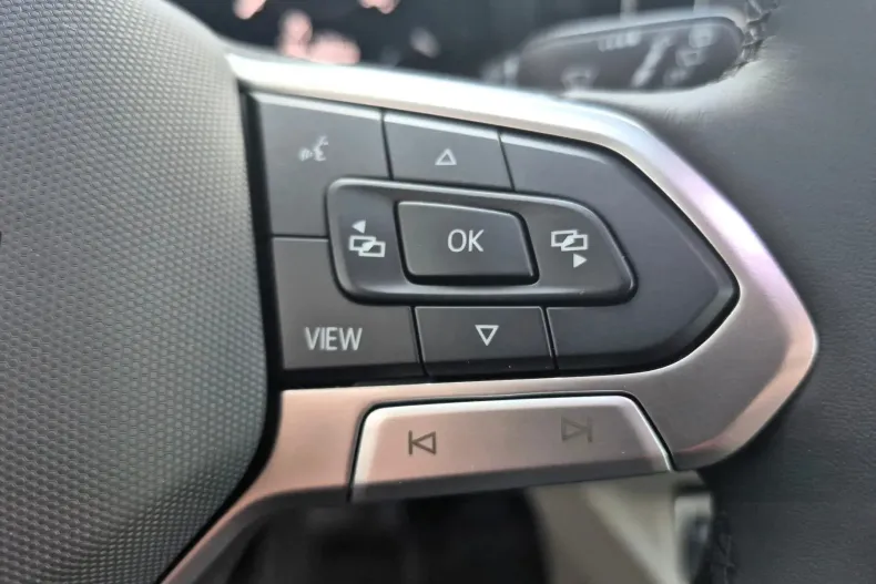 Volkswagen Multivan din 2026 cu 1.000 km - oferta VOL246887 - foto 12