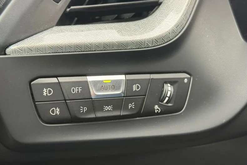BMW 220d (Seria 2) din 2021 cu 70.038 km - oferta BMW246892 - foto 25