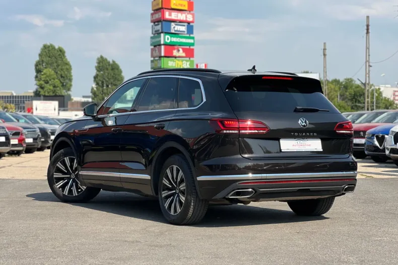 Volkswagen Touareg din 2023 cu 96.000 km - oferta VOL246893 - foto 5