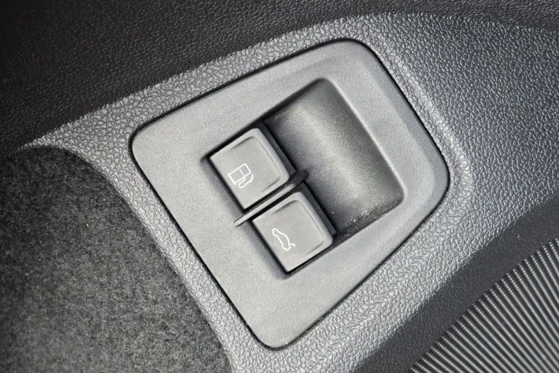 Volkswagen Tiguan din 2021 cu 99.250 km - oferta VOL246896 - foto 24