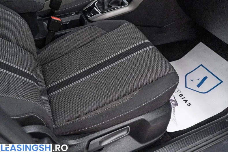 Volkswagen T-Roc din 2021 cu 100.000 km - oferta VOL246901 - foto 35