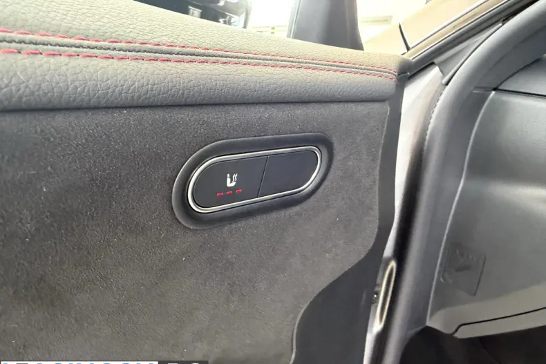 Mercedes-Benz CLA 200 (Clasa CLA) din 2025 cu 12.015 km - oferta MER246902 - foto 11
