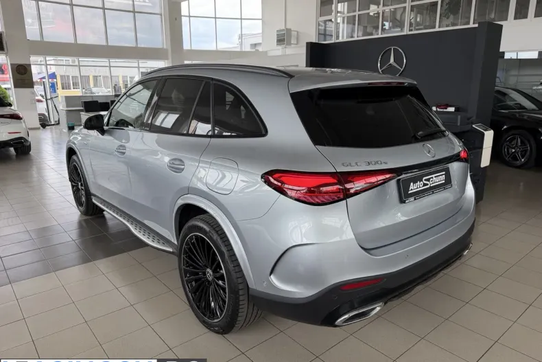 Mercedes-Benz GLC din 2025 cu 9.600 km - oferta MER246903 - foto 8