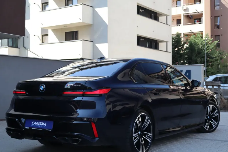 BMW M7 (Seria 7) din 2024 cu 34.700 km - oferta BMW246905 - foto 4