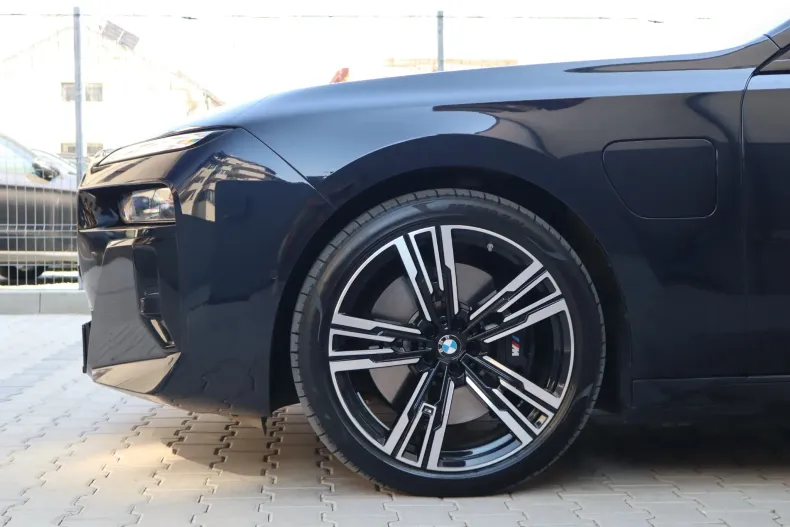 BMW M7 (Seria 7) din 2024 cu 34.700 km - oferta BMW246905 - foto 8