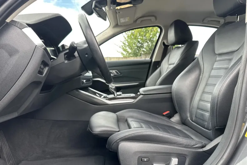 BMW 330e (Seria 3) din 2022 cu 95.252 km - oferta BMW246906 - foto 25